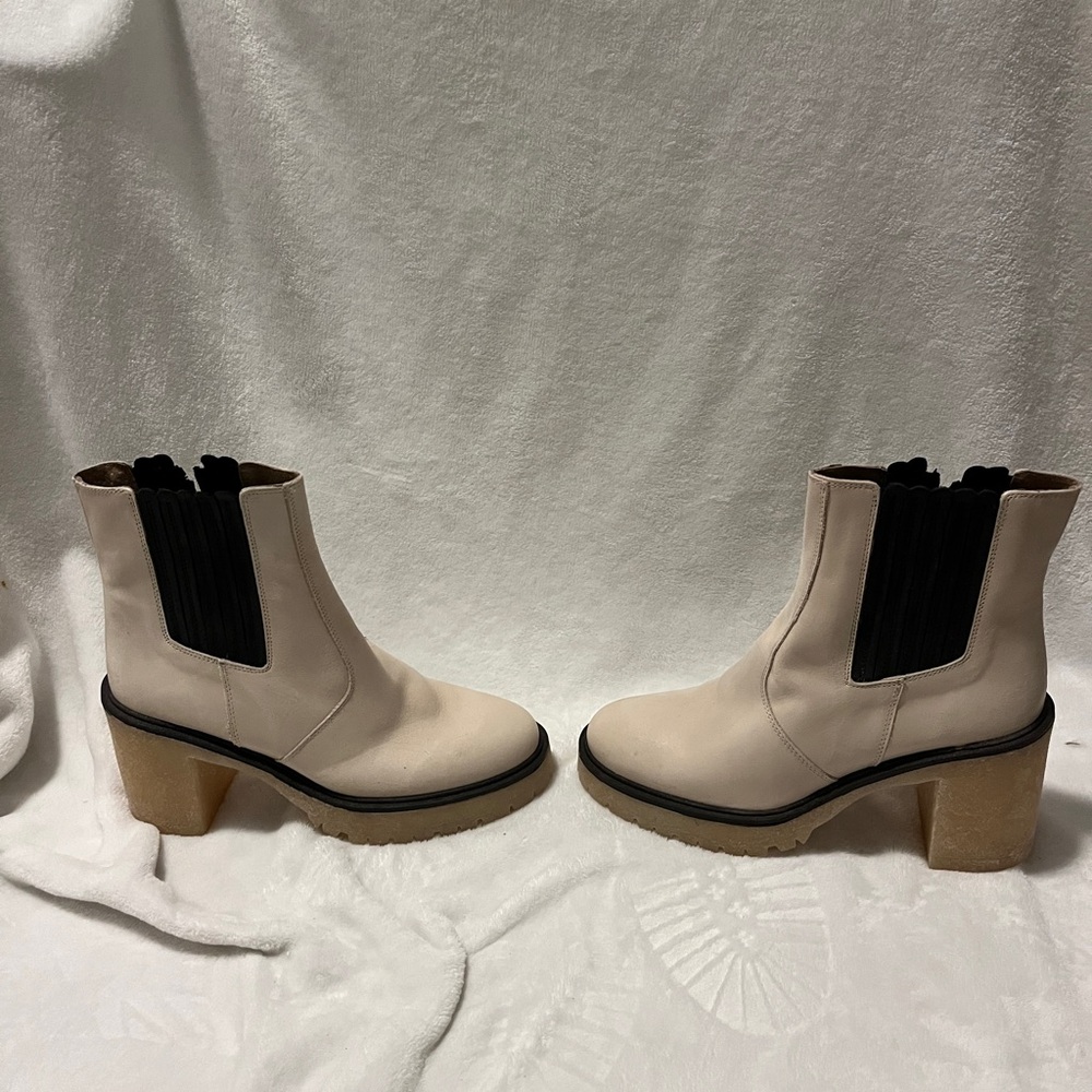Free People James Chelsea Boot size 40